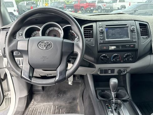 Used 2013 Toyota Tacoma PreRunner RWD image 11