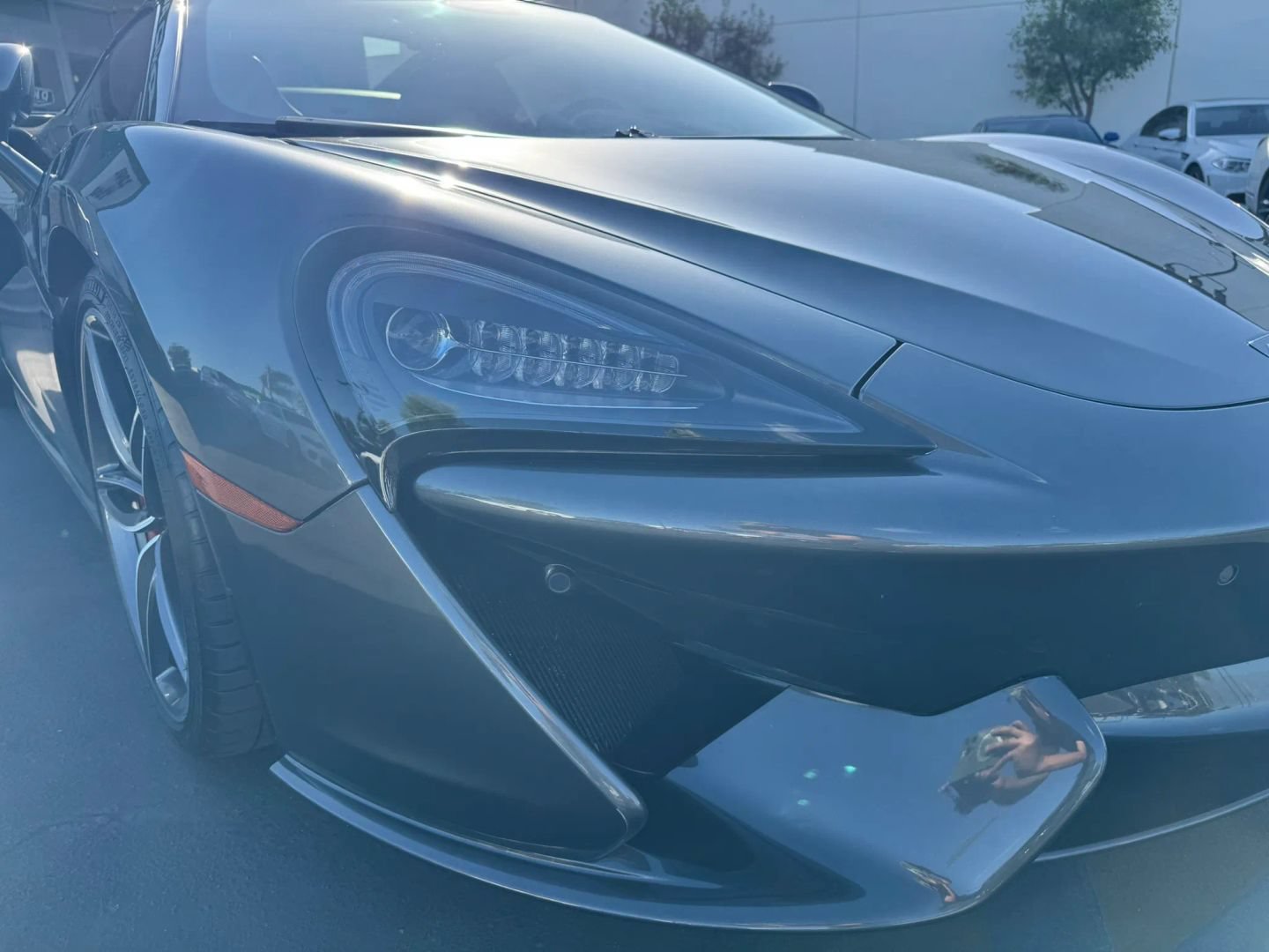 Used 2019 McLaren 570S Spider RWD image 8
