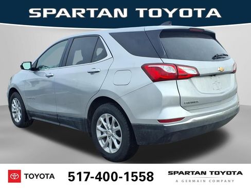 Used 2020 Chevrolet Equinox LT w/ Driver Convenience Package image 9