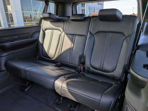 New 2026 Jeep Grand Wagoneer L Limited image 18