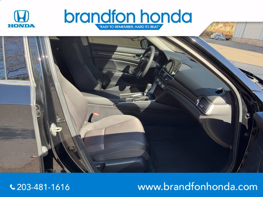 Used 2020 Honda Accord EX image 27
