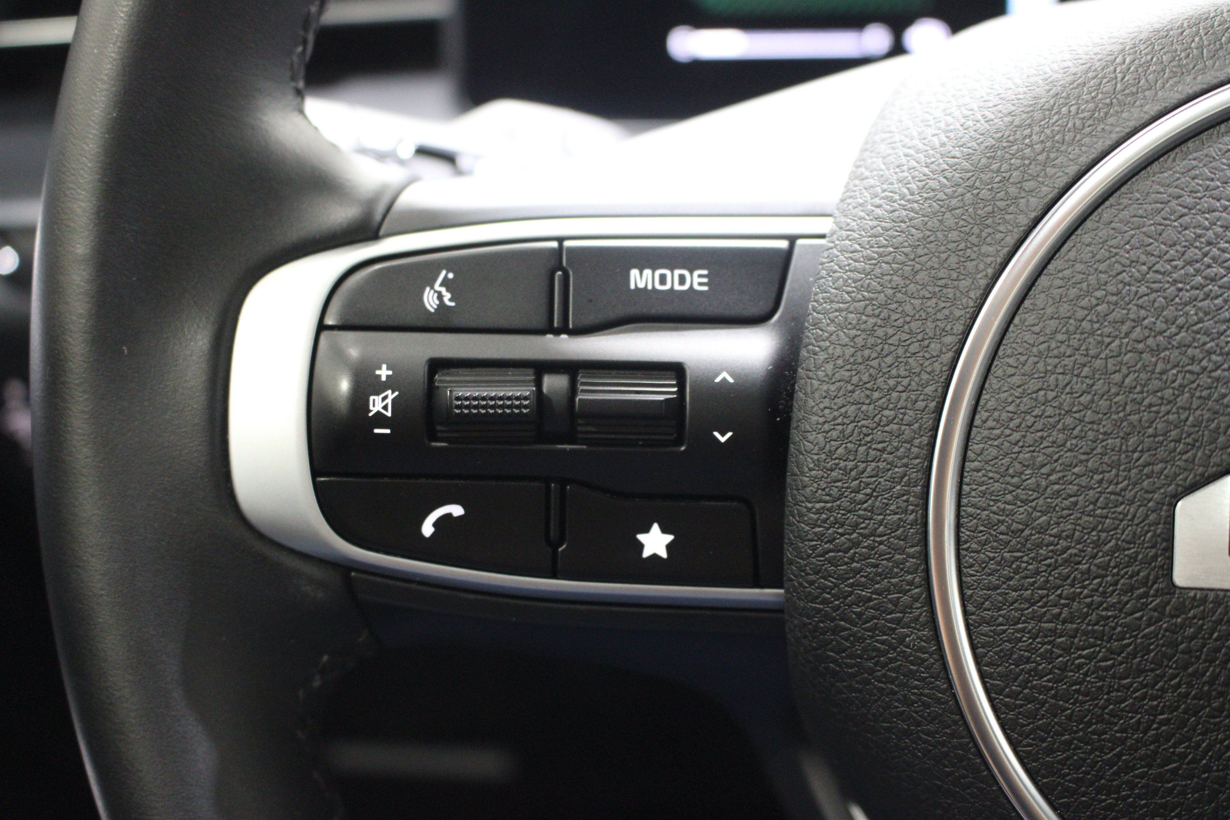 Used 2025 Kia K5 GT-Line w/ GT-Line Premium Package FWD image 11