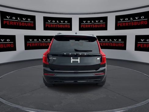 Used 2023 Volvo XC90 T8 Ultimate AWD/4WD image 7