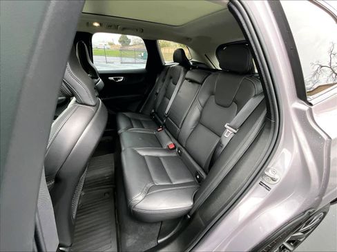 Used 2026 Volvo XC60 B5 Ultra w/ Climate Package image 28