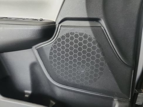 Used 2020 Honda CR-V LX image 22