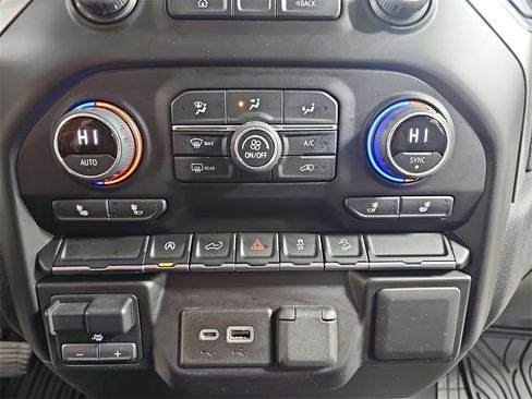 Certified 2021 Chevrolet Silverado 1500 RST image 28