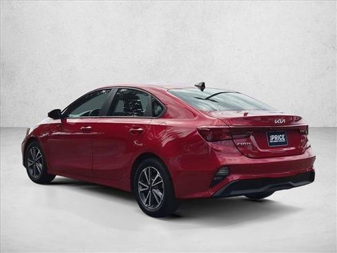 Used 2023 Kia Forte LXS FWD image 7