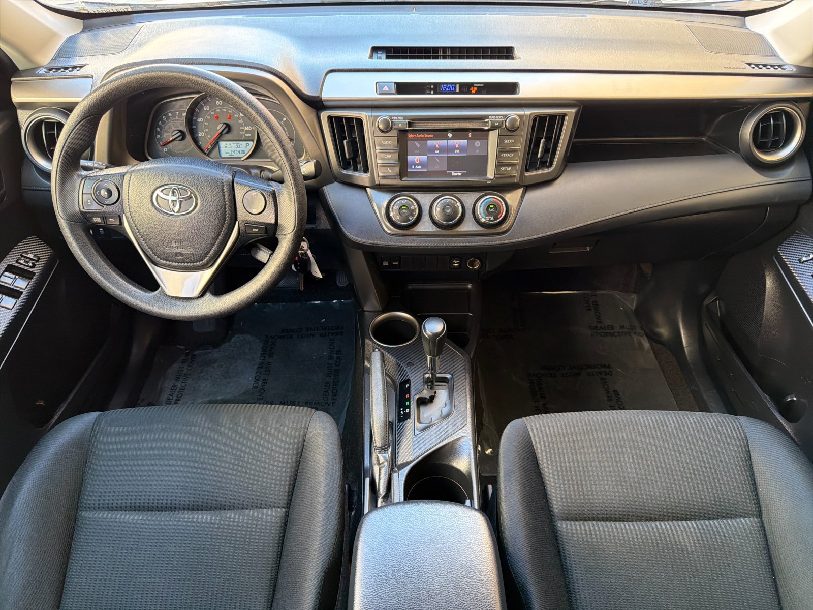Used 2015 Toyota RAV4 LE FWD image 16