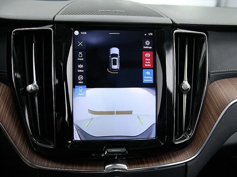 Certified 2023 Volvo XC60 B6 Ultimate AWD/4WD image 33
