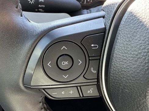 Used 2025 Toyota Corolla SE image 23