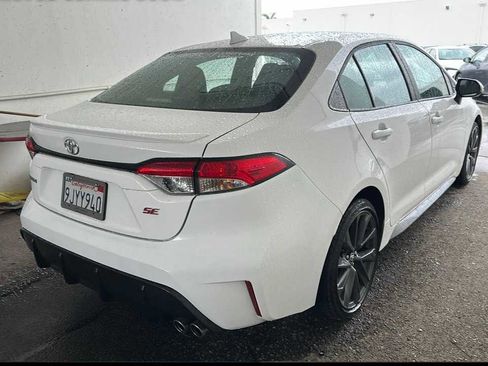 Certified 2024 Toyota Corolla SE image 5