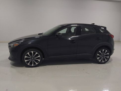 Used 2019 MAZDA CX-3 Touring w/ Preferred Equipment Package FWD image 2