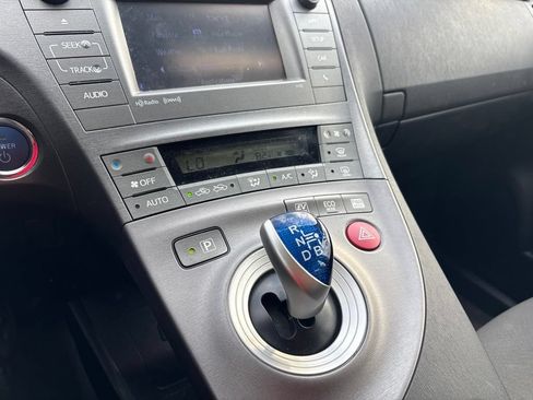 Used 2015 Toyota Prius Three FWD image 21