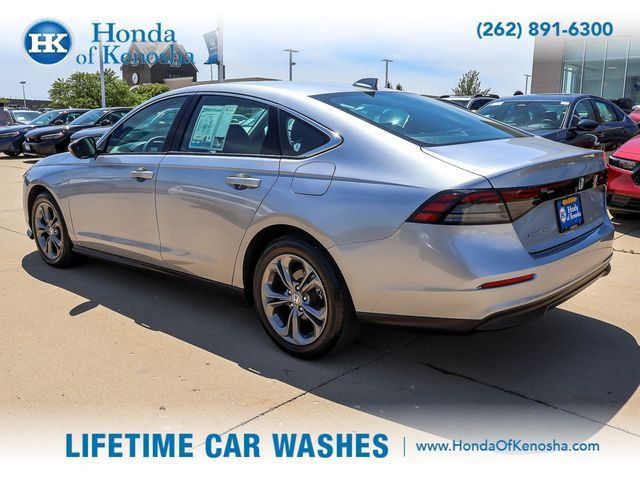 Used 2024 Honda Accord EX image 3