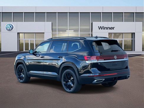 New 2026 Volkswagen Atlas SE image 3