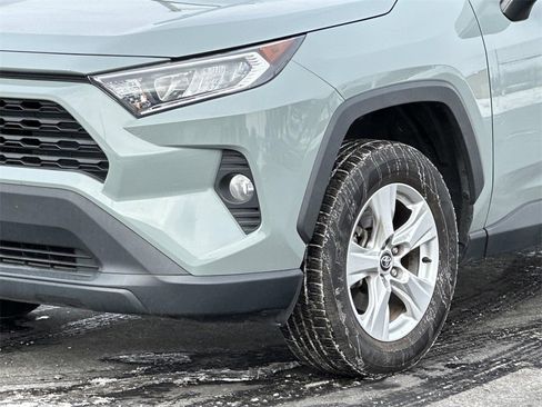 Used 2020 Toyota RAV4 XLE image 8