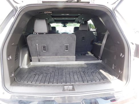 Used 2023 Chevrolet Traverse Premier w/ Redline Edition FWD image 26