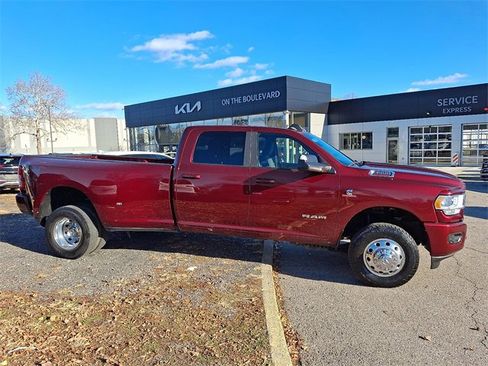 Used 2022 RAM 3500 Big Horn w/ Level A Equipment Group image 6