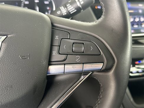 New 2025 Cadillac XT6 Luxury image 19