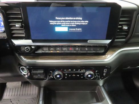 Used 2025 Chevrolet Silverado 1500 RST w/ Z71 Off-Road Package image 14