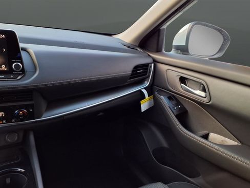 New 2026 Nissan Rogue SV w/ Cold Weather Package image 26