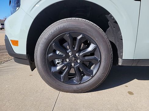 Used 2024 Ford Maverick XLT w/ XLT Luxury Package image 17