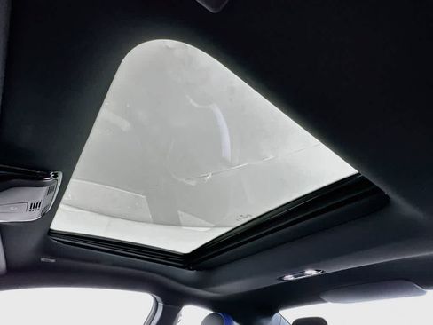 Used 2024 BMW M2 w/ Lighting Package RWD image 31