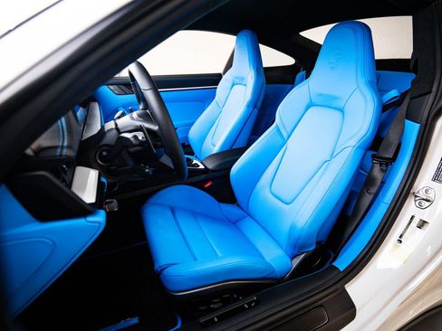 Certified 2026 Porsche 911 GT3 RWD image 5
