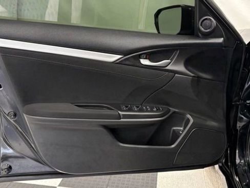 Used 2019 Honda Civic EX image 13