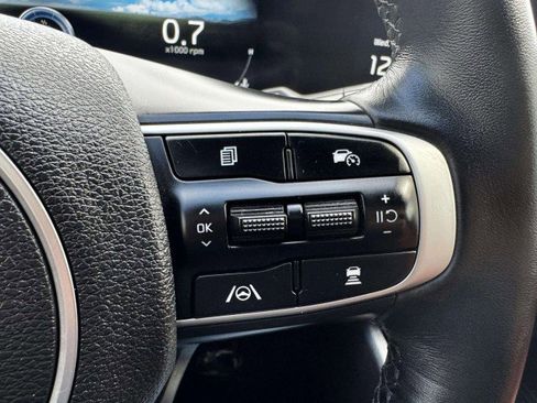 Used 2024 Kia Sportage SX image 24