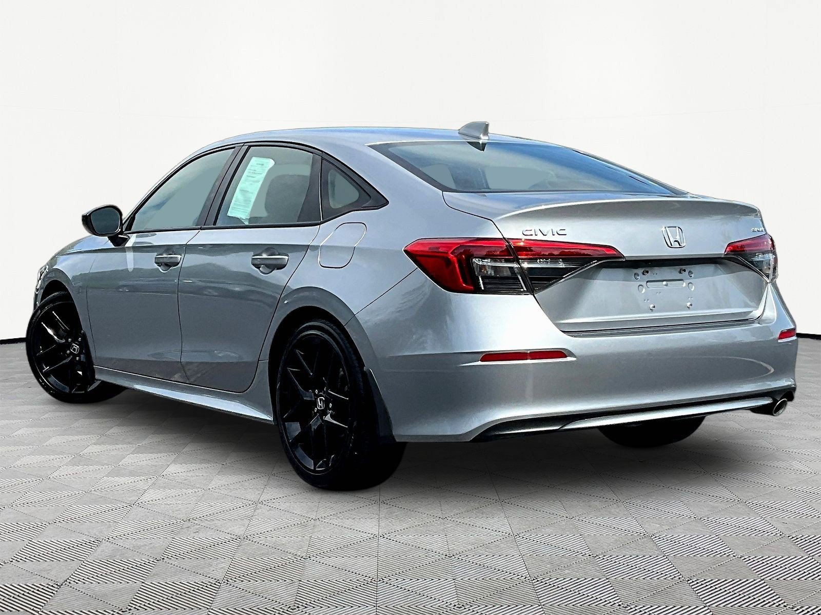 Used 2023 Honda Civic Sport image 4