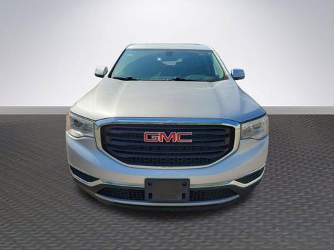 Used 2018 GMC Acadia SLE AWD/4WD image 2