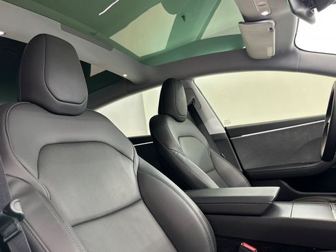 Used 2025 Tesla Model 3 Long Range RWD image 31