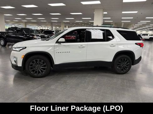 Used 2023 Chevrolet Traverse RS w/ LPO, Floor Liner Package FWD image 4