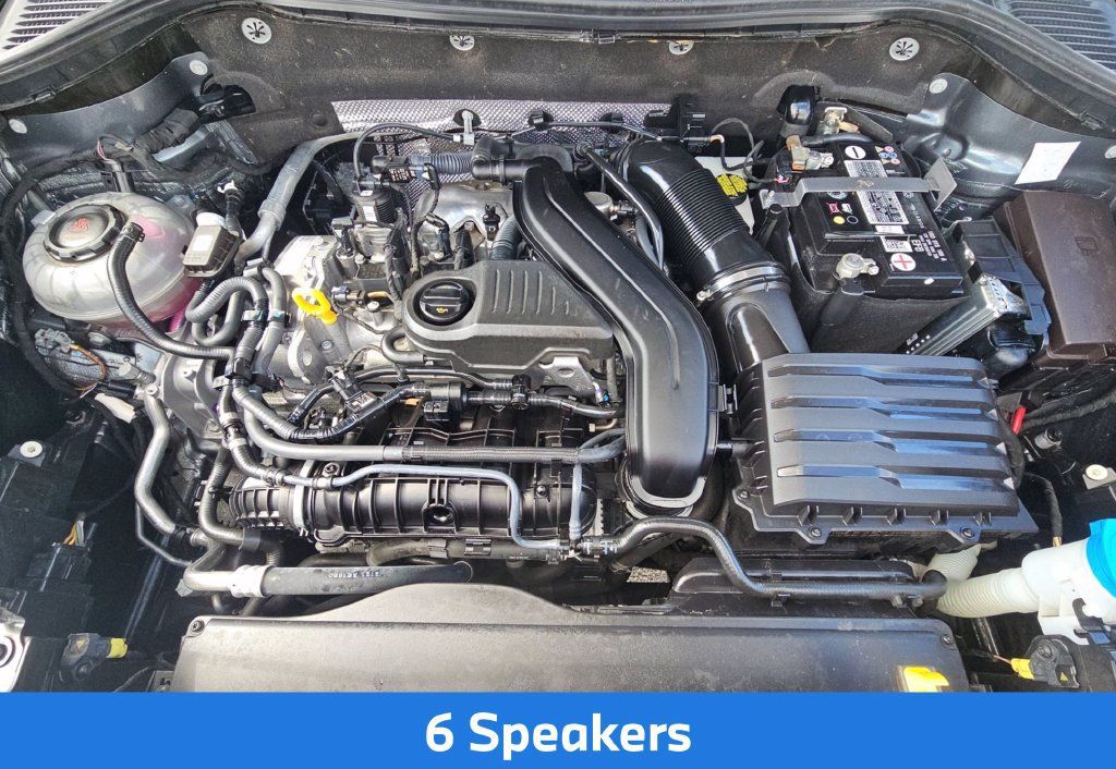 Used 2022 Volkswagen Taos SE FWD image 6
