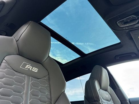 New 2026 Audi RS Q8 performance image 14