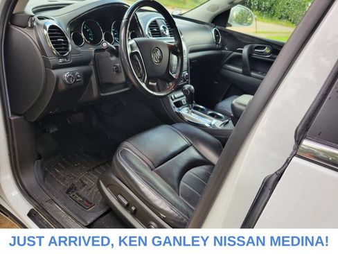 Used 2017 Buick Enclave Premium AWD/4WD image 9