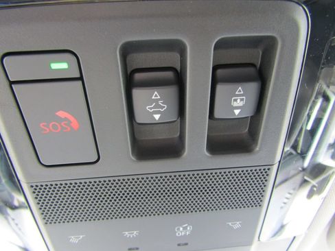 Used 2026 Mitsubishi Outlander SE FWD image 29