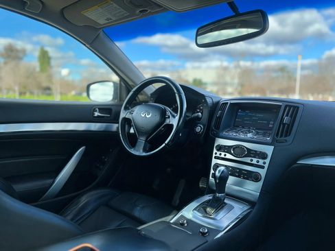 Used 2014 INFINITI Q60 Journey w/ Premium Package image 15