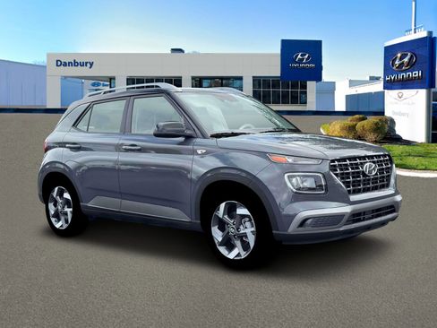 New 2026 Hyundai Venue SEL image 10