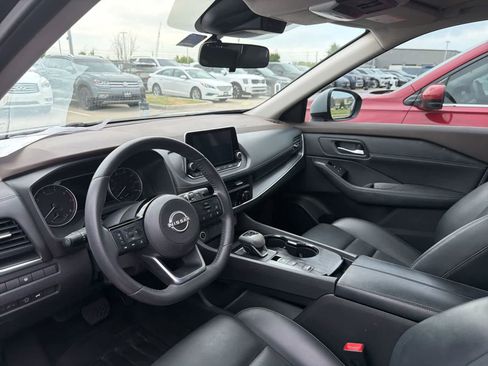 Used 2023 Nissan Rogue SV w/ SV Premium B Package FWD image 7