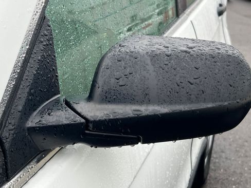 Used 2011 Honda CR-V LX image 21