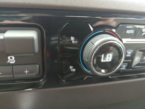 Used 2025 Chevrolet Silverado 1500 RST w/ Max Trailering Package image 28