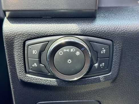 Used 2018 Ford F150 XLT w/ Equipment Group 302A Luxury AWD/4WD image 33