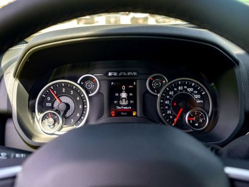 New 2026 RAM 2500 Lone Star AWD/4WD image 16