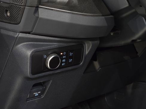 New 2025 Ford Bronco Badlands image 16