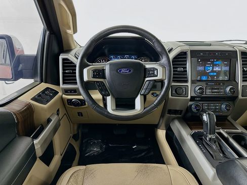 Used 2017 Ford F150 Lariat w/ Equipment Group 502A Luxury image 27