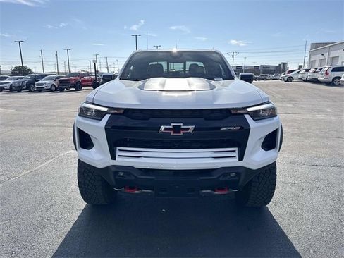 Used 2024 Chevrolet Colorado ZR2 w/ ZR2 Convenience Package III image 8