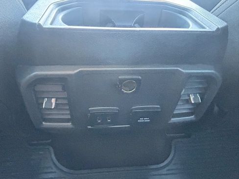 Used 2017 Ford F150 XLT w/ Equipment Group 302A Luxury AWD/4WD image 18