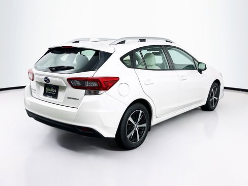 Used 2021 Subaru Impreza 2.0i Premium w/ Popular Package #2 AWD/4WD image 9